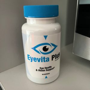 Eyevita Plus eye health support capsules with lutein and zeaxanthin for vision protection and digital eye strain relief.