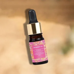 This Mini Kesaradi Daily Glow Oil is a concentrated, travel-sized version of the legendary Ayurvedic "Gold Standard" for radiance. Infused with precious Saffron and Rose, it instantly brightens dull skin, evens out the complexion, and provides a signature revitalized glow in just a few drops.