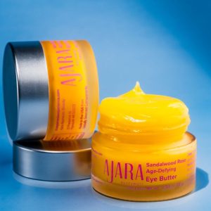 This potent Sandalwood Rose Eye Butter duo delivers a concentrated moisture surge to the delicate eye area, utilizing rich botanicals to visibly firm, brighten, and smooth aging skin for lasting rejuvenation.