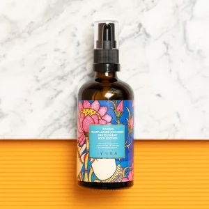 This Trahnna Heart-Leaved Moonseed Protectionist Body Soother harnesses the power of Guduchi to shield and calm reactive skin. It provides deep hydration and strengthens the skin barrier against environmental stressors for a resilient, velvety-smooth finish.